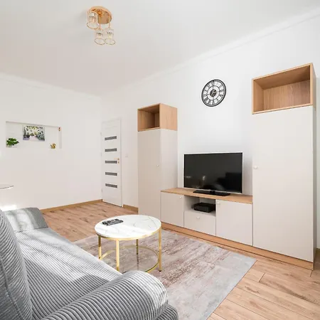 아파트 Hallera By Bookinghost *