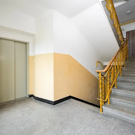 아파트 Hallera By Bookinghost